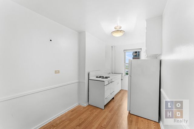 477 Fdr Dr Apt 206, New York City, NY 10002