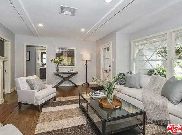 5501 Morella Avenue, Valley Village, CA 91607