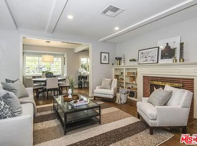 5501 Morella Avenue, Valley Village, CA 91607