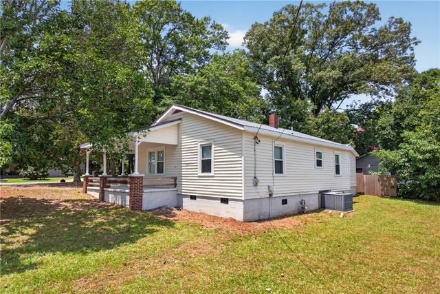 115 Pelfrey Street, Seneca, SC 29672