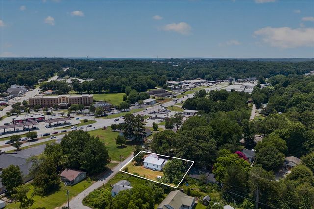 115 Pelfrey Street, Seneca, SC 29672