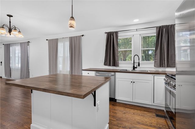 115 Pelfrey Street, Seneca, SC 29672