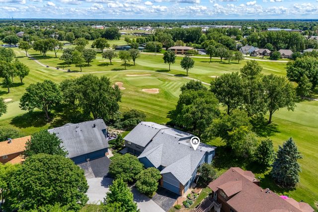 6401 Utica Ridge Road 12, Davenport, IA 52807