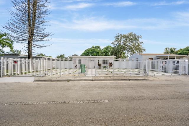 1250 Sharazad Blvd, Opa-locka, FL 33054