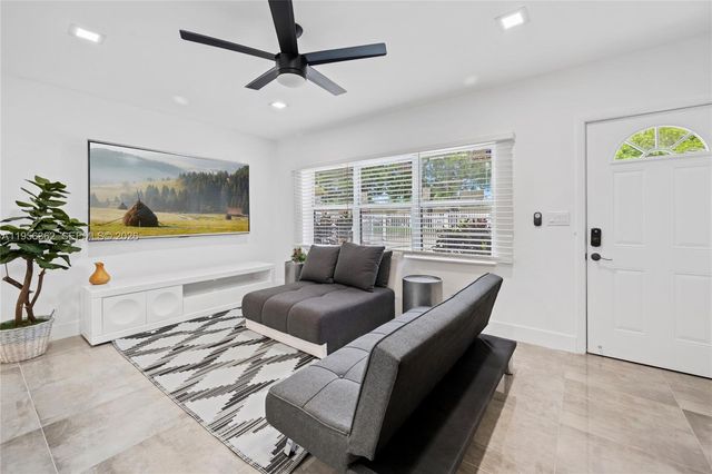 1250 Sharazad Blvd, Opa-locka, FL 33054