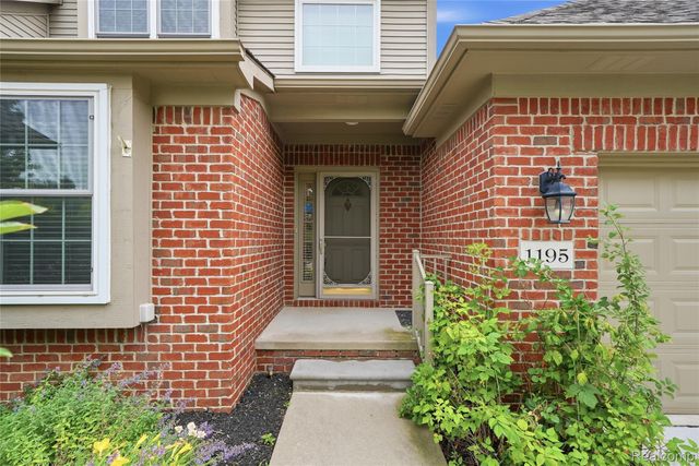 1195 Wind Chime Drive, Waterford Charter Township, MI 48327