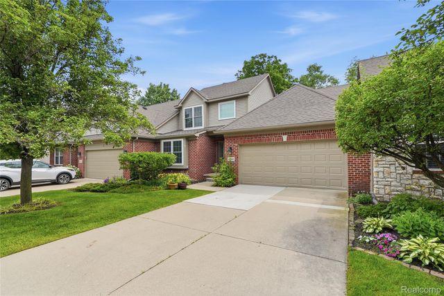 1195 Wind Chime Drive, Waterford Charter Township, MI 48327