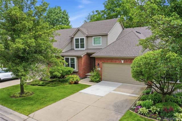1195 Wind Chime Drive, Waterford Charter Township, MI 48327