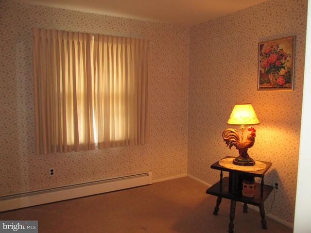 530 GILBERTSVILLE RD, Gilbertsville, PA 19525