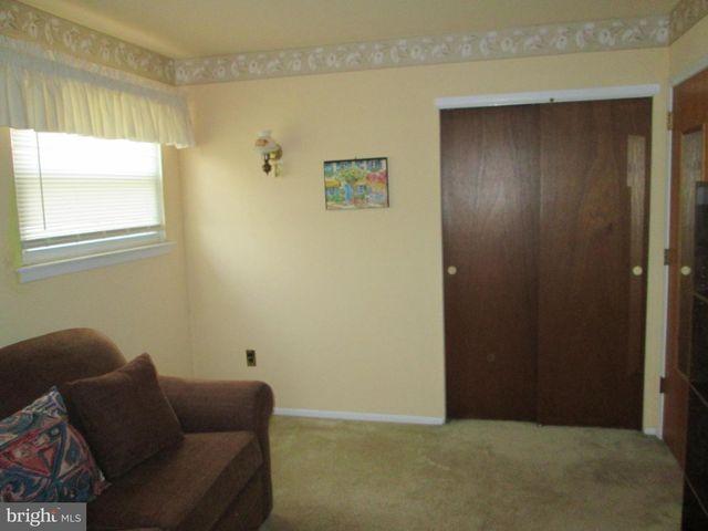 530 GILBERTSVILLE RD, Gilbertsville, PA 19525