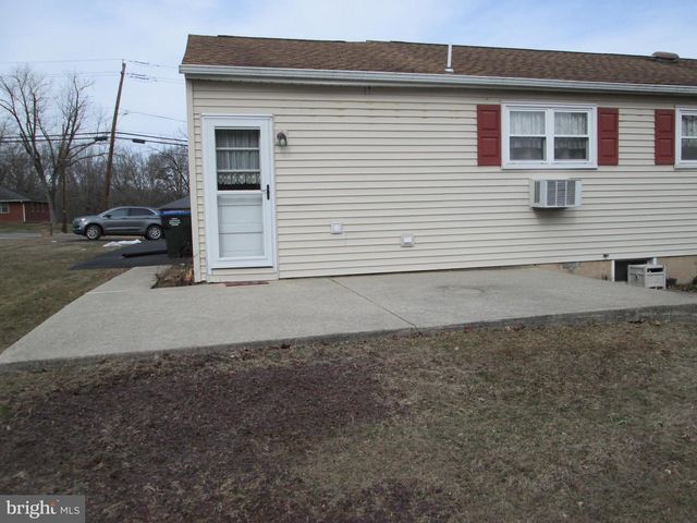 530 GILBERTSVILLE RD, Gilbertsville, PA 19525