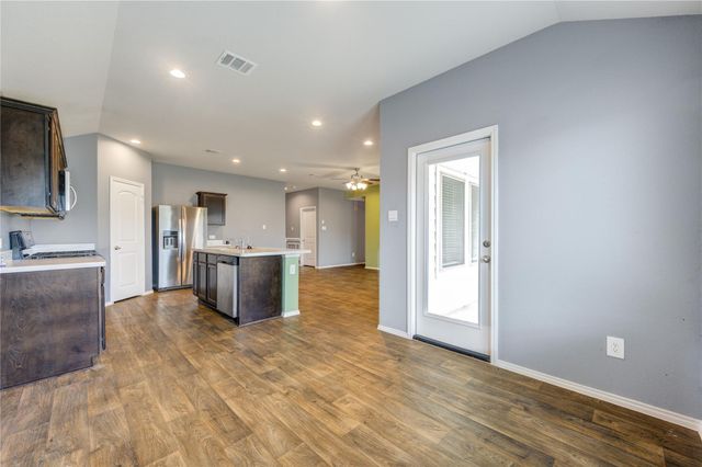 21315 Pine Mill Drive, New Caney, TX 77357