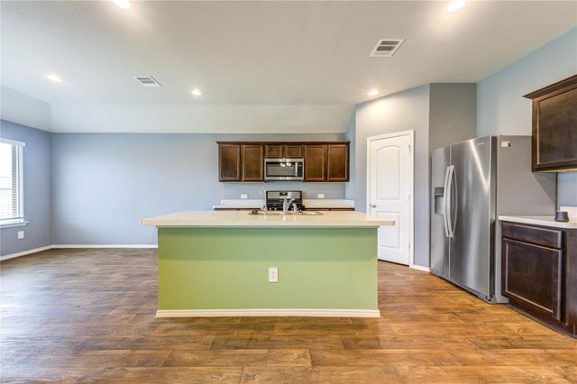 21315 Pine Mill Drive, New Caney, TX 77357