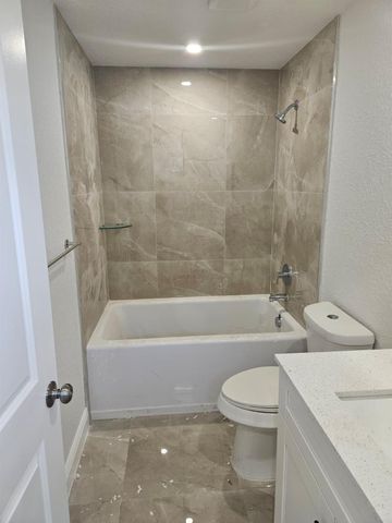 5029 Sunrise Boulevard, Delray Beach, FL 33484