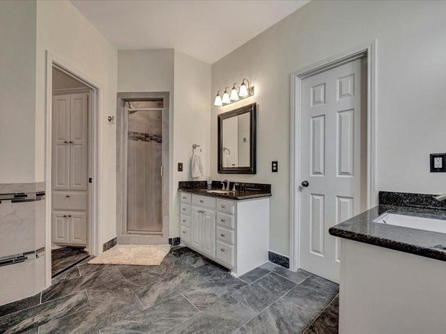 206 Cascade Court, Lufkin, TX 75901