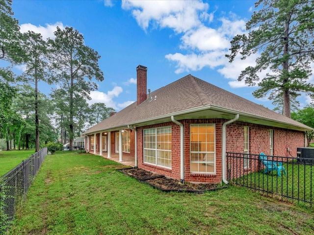 206 Cascade Court, Lufkin, TX 75901