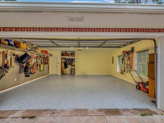 206 Cascade Court, Lufkin, TX 75901