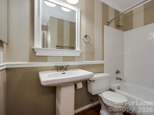 424 Mather Green Avenue L, Charlotte, NC 28203