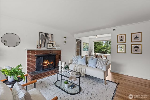 901 NE 148th Street, Shoreline, WA 98155