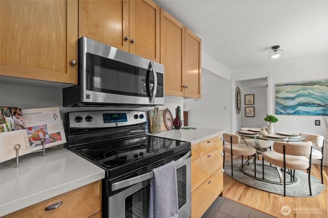 901 NE 148th Street, Shoreline, WA 98155