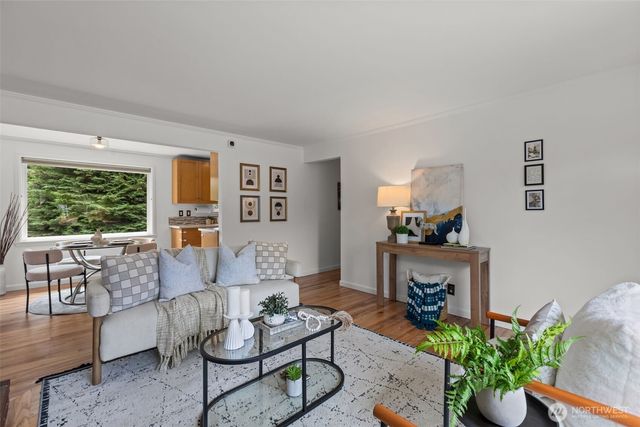 901 NE 148th Street, Shoreline, WA 98155