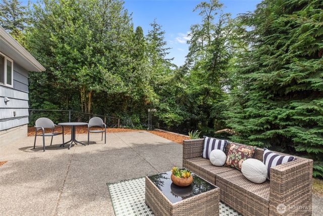 901 NE 148th Street, Shoreline, WA 98155