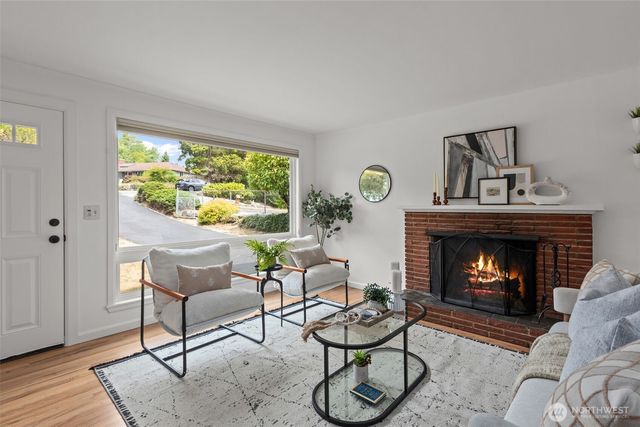 901 NE 148th Street, Shoreline, WA 98155