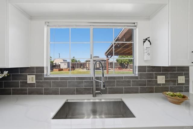 161 E Palomar Street, Chula Vista, CA 91911