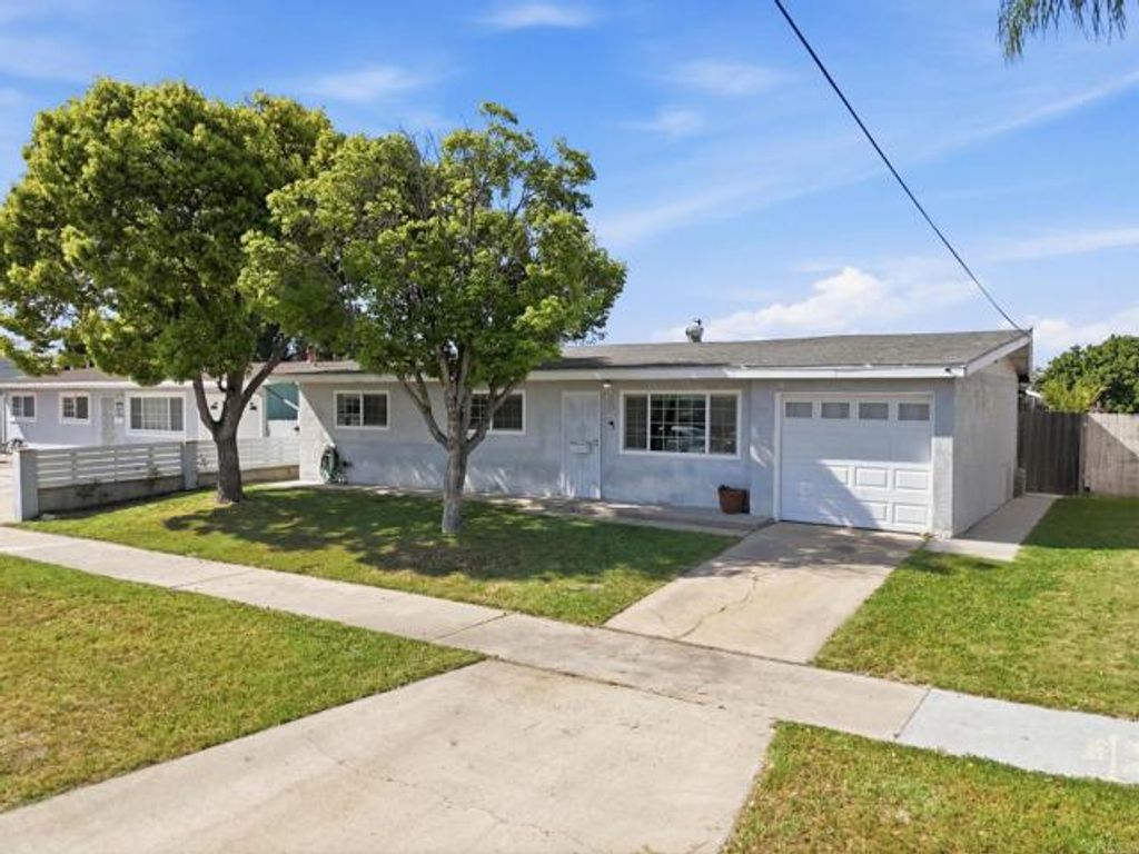 161 E Palomar Street, Chula Vista, CA 91911