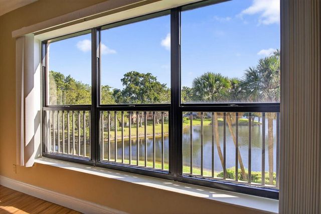 3050 NW 42nd Avenue C303, Coconut Creek, FL 33066