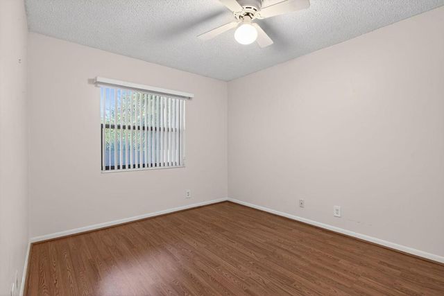 3050 NW 42nd Avenue C303, Coconut Creek, FL 33066