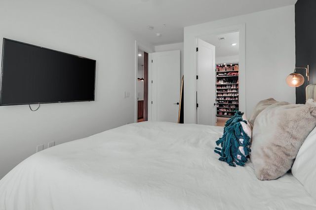 1701 Simond Ave 304, Austin, TX 78723