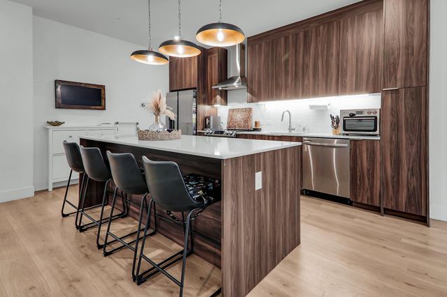 1701 Simond Ave 304, Austin, TX 78723