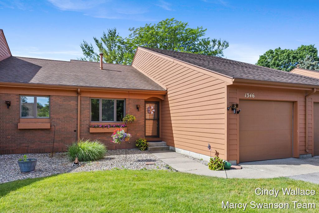 1346 Bent Tree Drive, Hudsonville, MI 49426