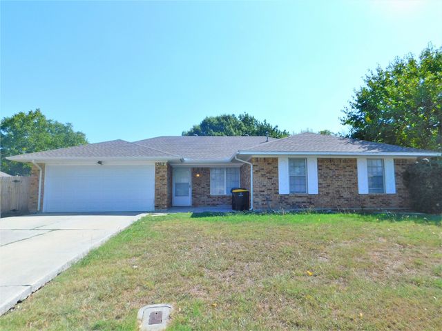 3812 Yellowstone Place, Denton, TX 76209