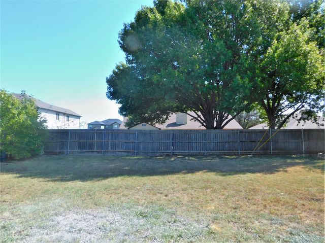 3812 Yellowstone Place, Denton, TX 76209