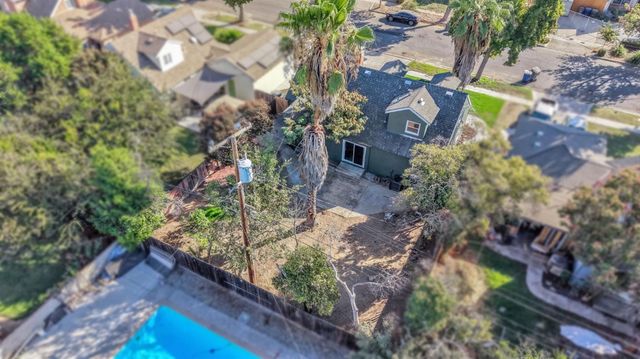 4835 N Diana Street, Fresno, CA 93726