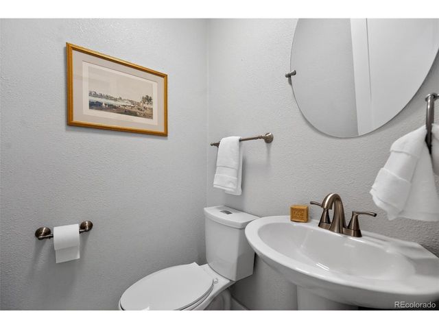 1003 S Emerson St, Denver, CO 80209