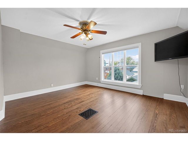 1003 S Emerson St, Denver, CO 80209