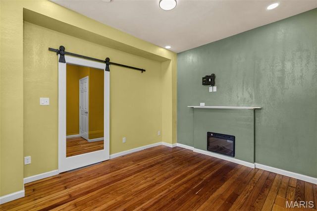 4630 Idaho Avenue, St Louis, MO 63111