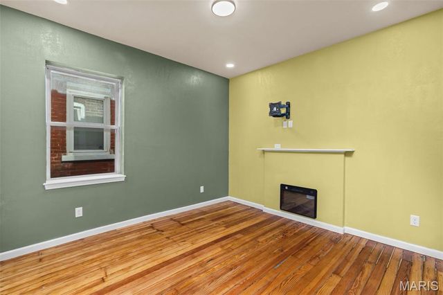 4630 Idaho Avenue, St Louis, MO 63111