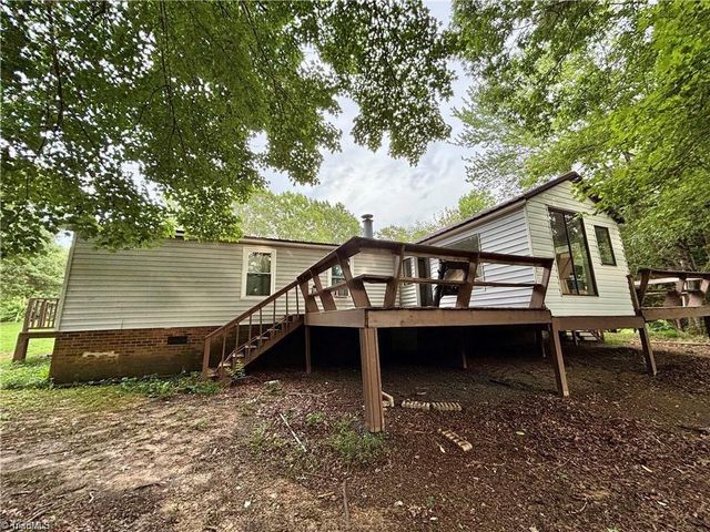 1283 Gene Martin Road, Walnut Cove, NC 27052