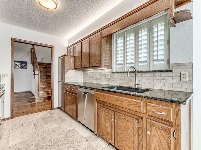 3844 Apex Court, Norman, OK 73072