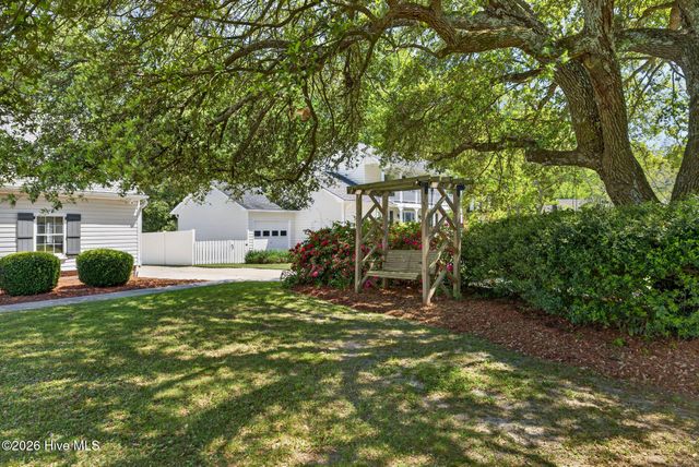310 Foxhall Court, Wilmington, NC 28412