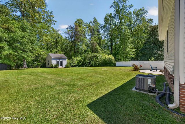 310 Foxhall Court, Wilmington, NC 28412