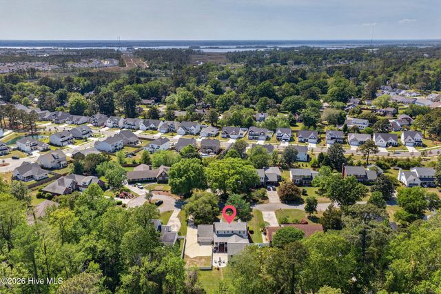 310 Foxhall Court, Wilmington, NC 28412