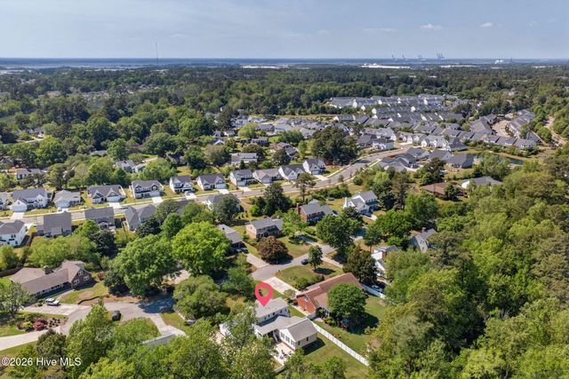 310 Foxhall Court, Wilmington, NC 28412