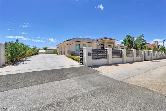 3041 East Serene Avenue, Henderson, NV 89074