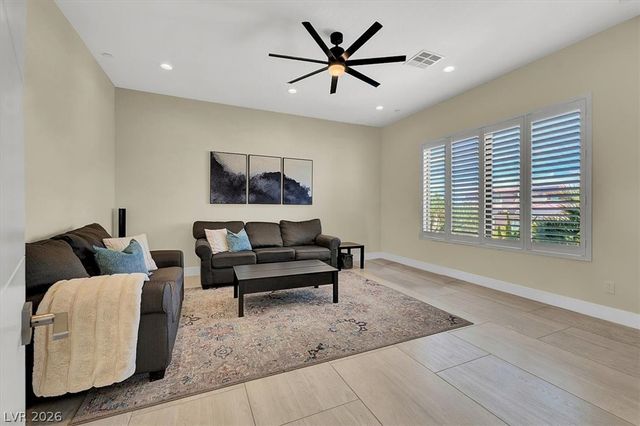 3041 East Serene Avenue, Henderson, NV 89074