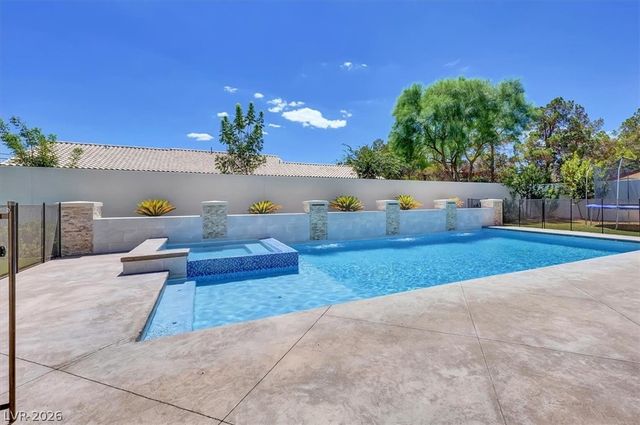 3041 East Serene Avenue, Henderson, NV 89074